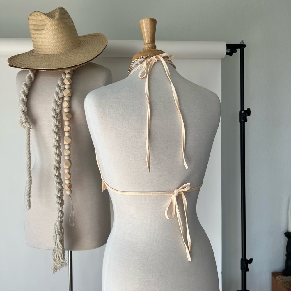 EGGSHELL CREAM DAINTY HALTER TOP - Picture 4 of 5
